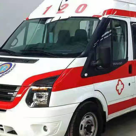 咸丰非急救护送病人转院租赁救护车的优缺点对比